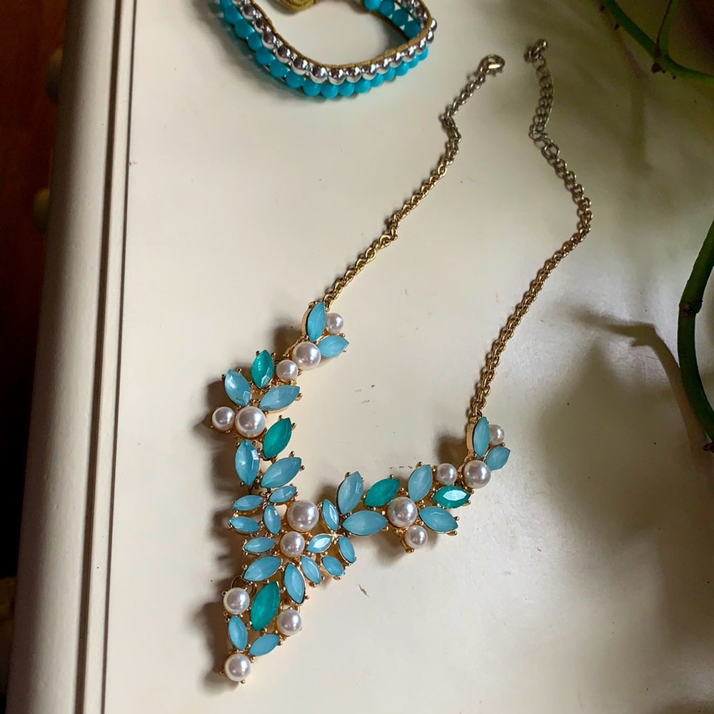 Blue chunky statement necklace
